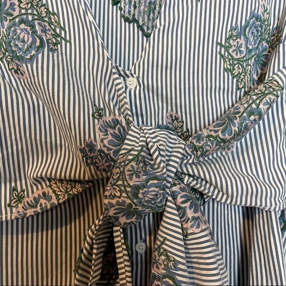 Zara Woman’s Striped Floral Front Tie/Button Shirt - Picture 4 of 12